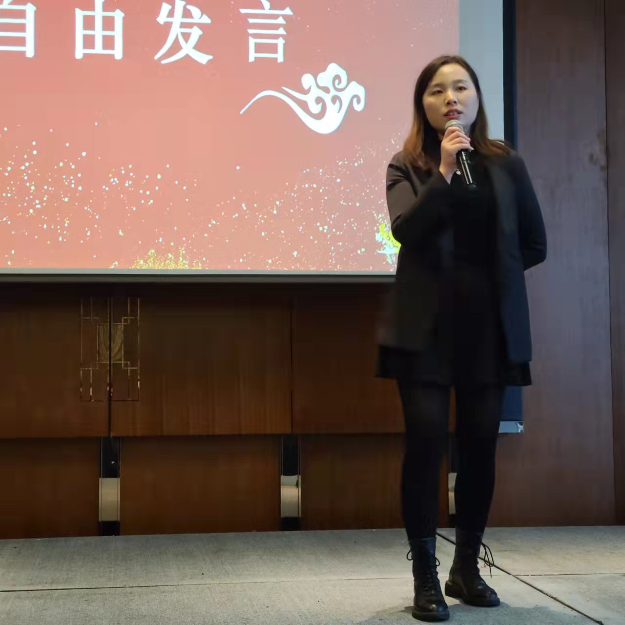 1643258021436834.jpg 9cec22e54769333a6ea0777c3c3c0cb.jpg